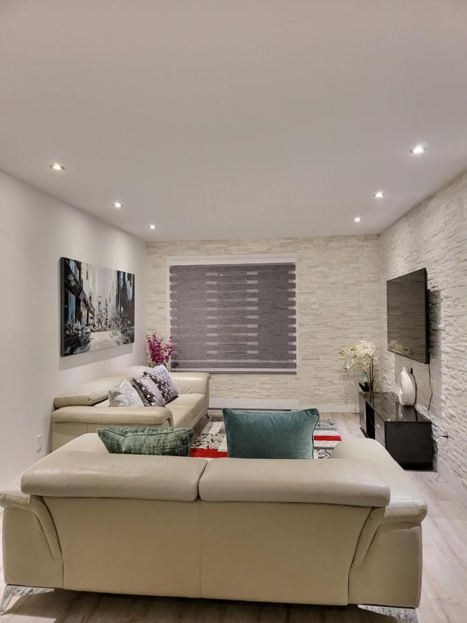 Holiday home 4 Bedrooms Beautiful Townhouse Montreal