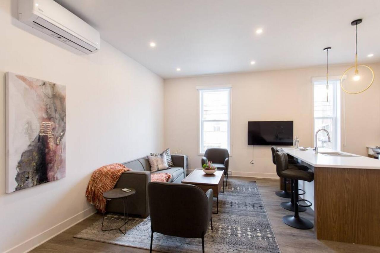 Brand New Light Filled Mile End Flat By Denstays Montreal