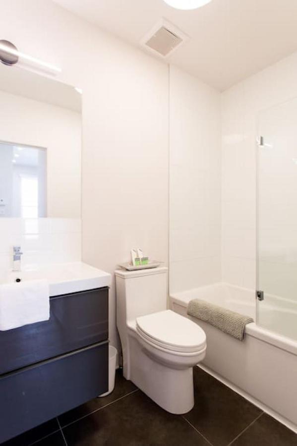 Brand New Light Filled Mile End Flat By Denstays * Montreal