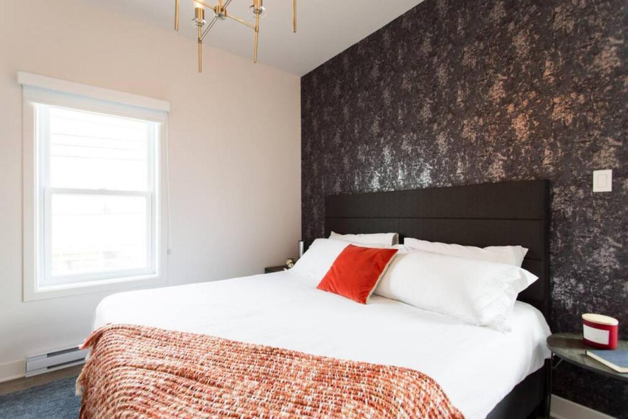 Brand New Light Filled Mile End Flat By Denstays