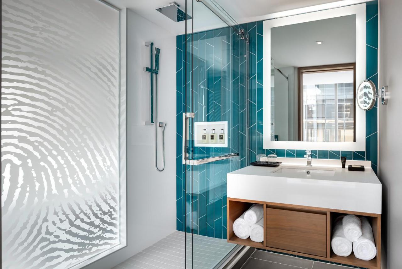 Humaniti Montreal, Autograph Collection Hotel Montreal