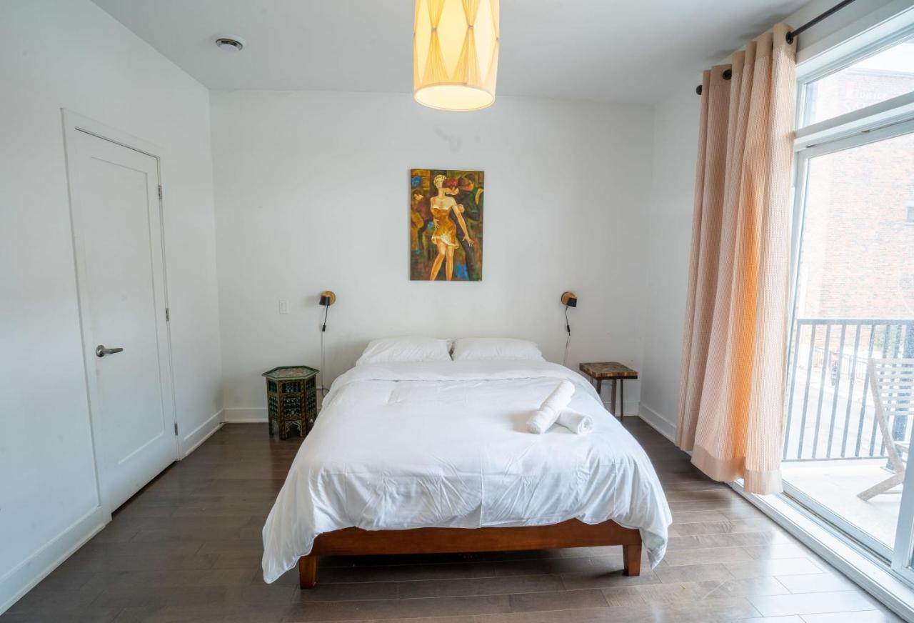 Breathtaking 3 Beds Apt A 2-mins Walk From Metro! Apartment *