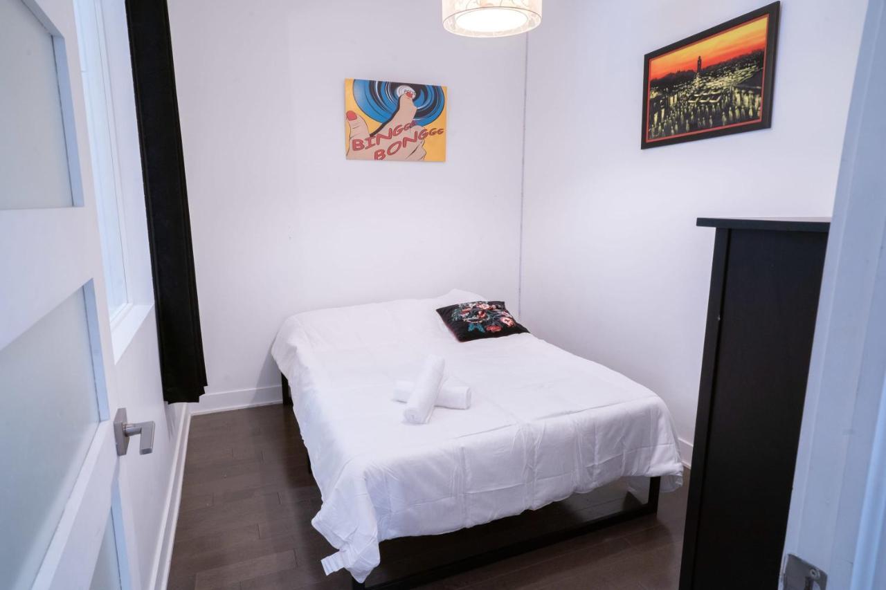 Breathtaking 3 Beds Apt A 2-mins Walk From Metro! * Montreal