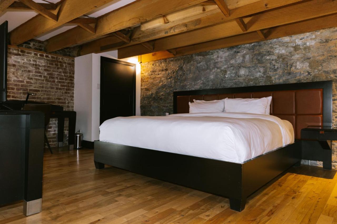 Lofts Du Vieux-port By Gray Collection