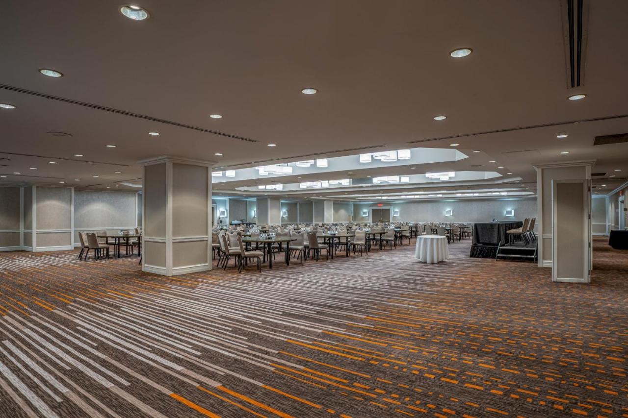 Hotel Delta By Marriott Montreal