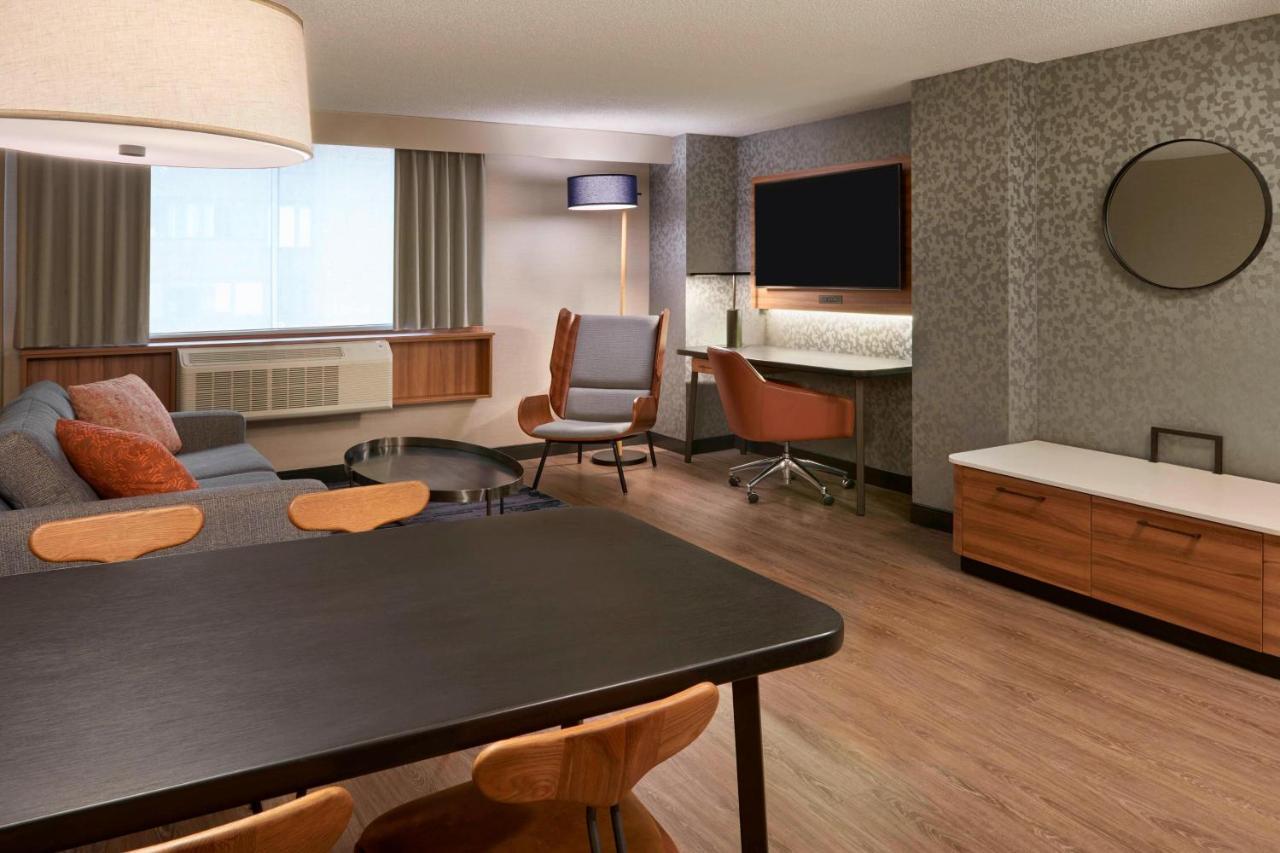 Hotel Fairfield By Marriott Downtown 3*