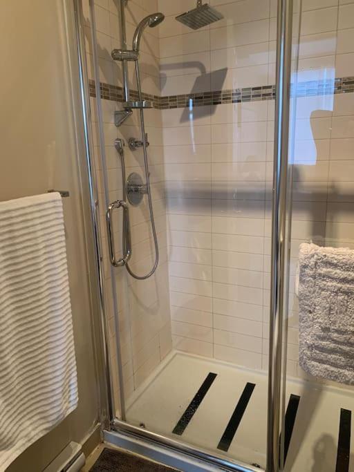 Beautiful Loft 5 The Heart Of The Village Apartment Montreal