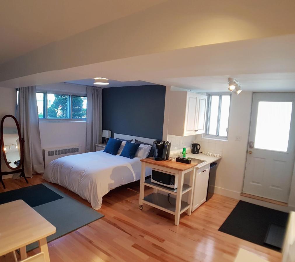 Bright And Spacious Apartment