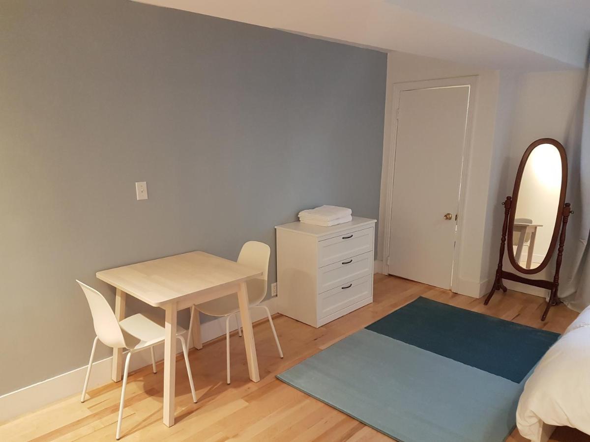 Bright And Spacious Apartment Montreal