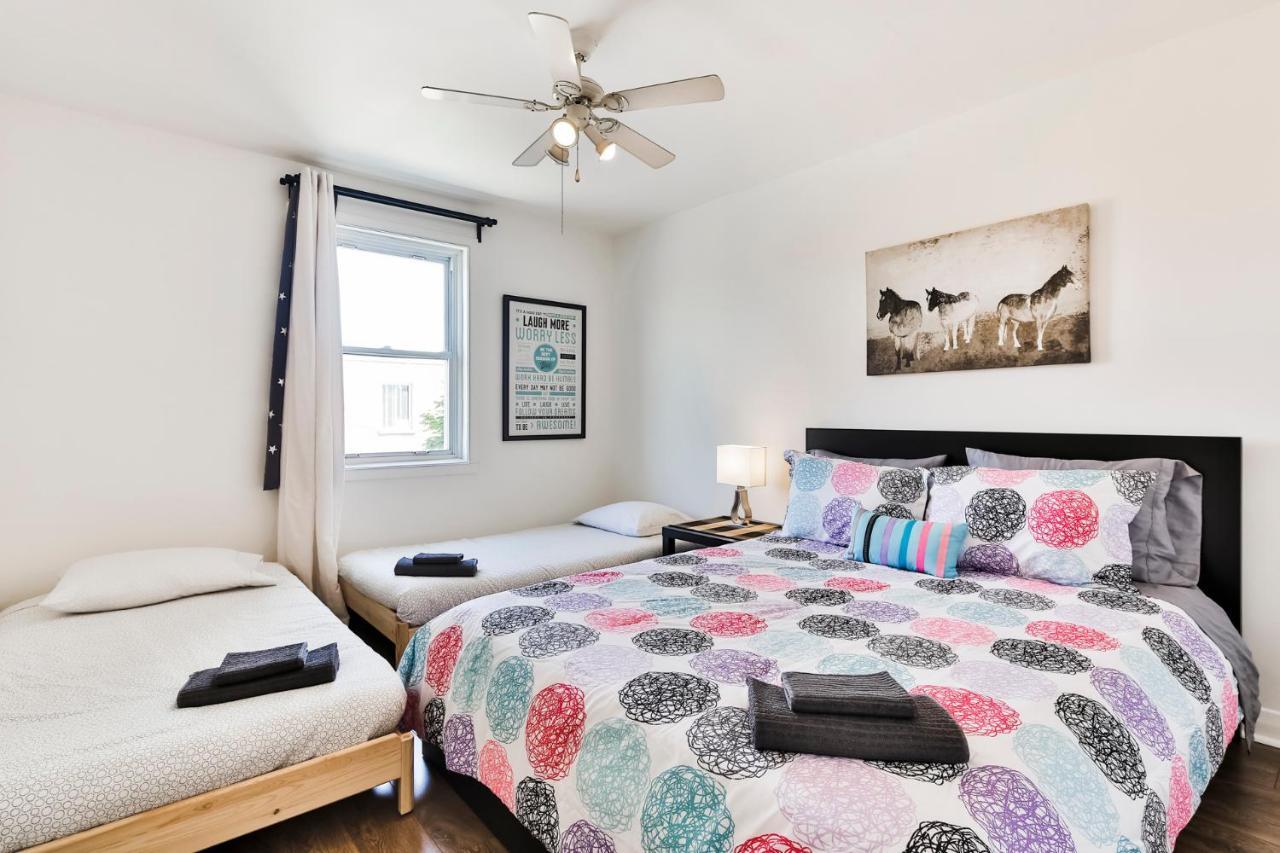 Free Parking - 2 Bedrooms - Full - In Beautiful Lachine - Near Water - 15 Minute Drive To Downtown Apartment