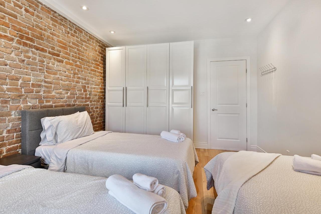 Apartment Stunning Full - On The Famous St Denis Street - Near Metro