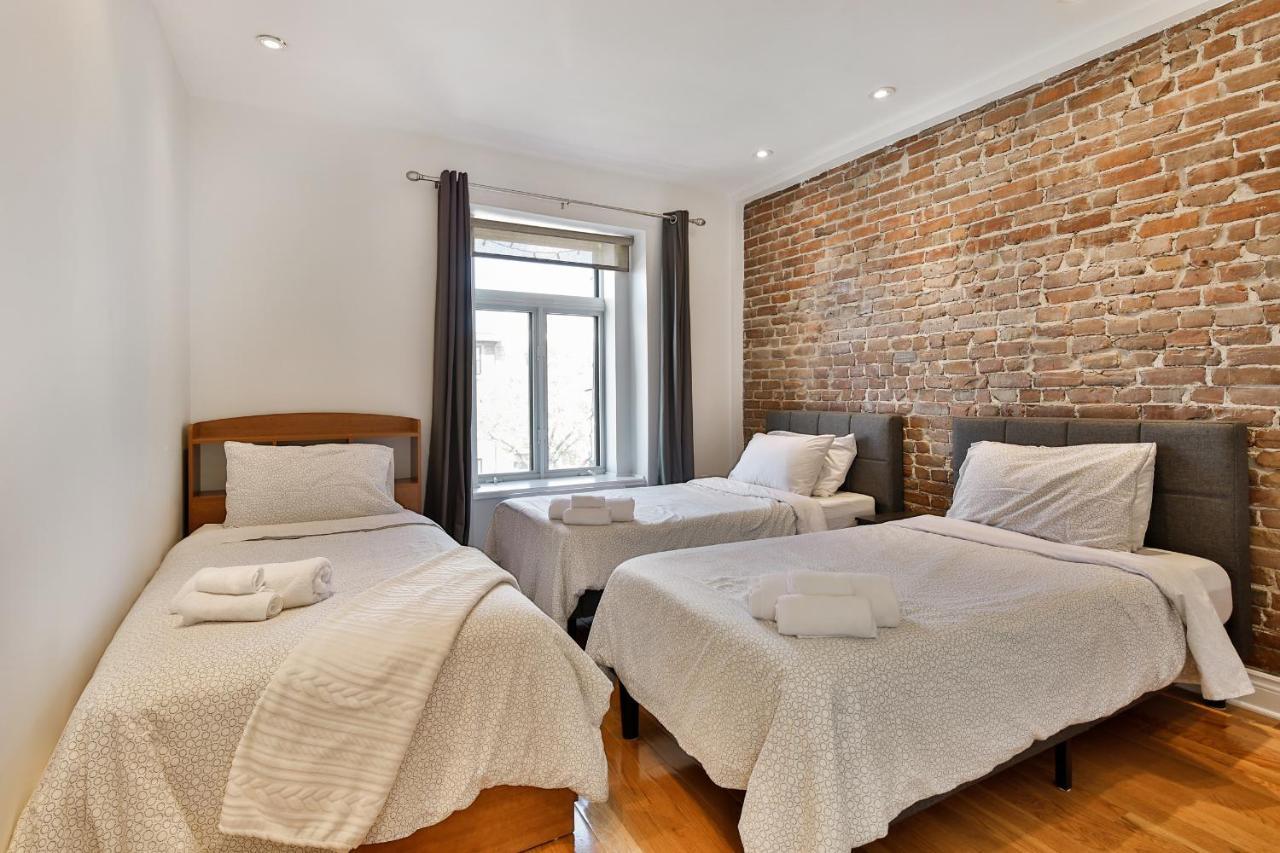 Apartment Stunning Full - On The Famous St Denis Street - Near Metro