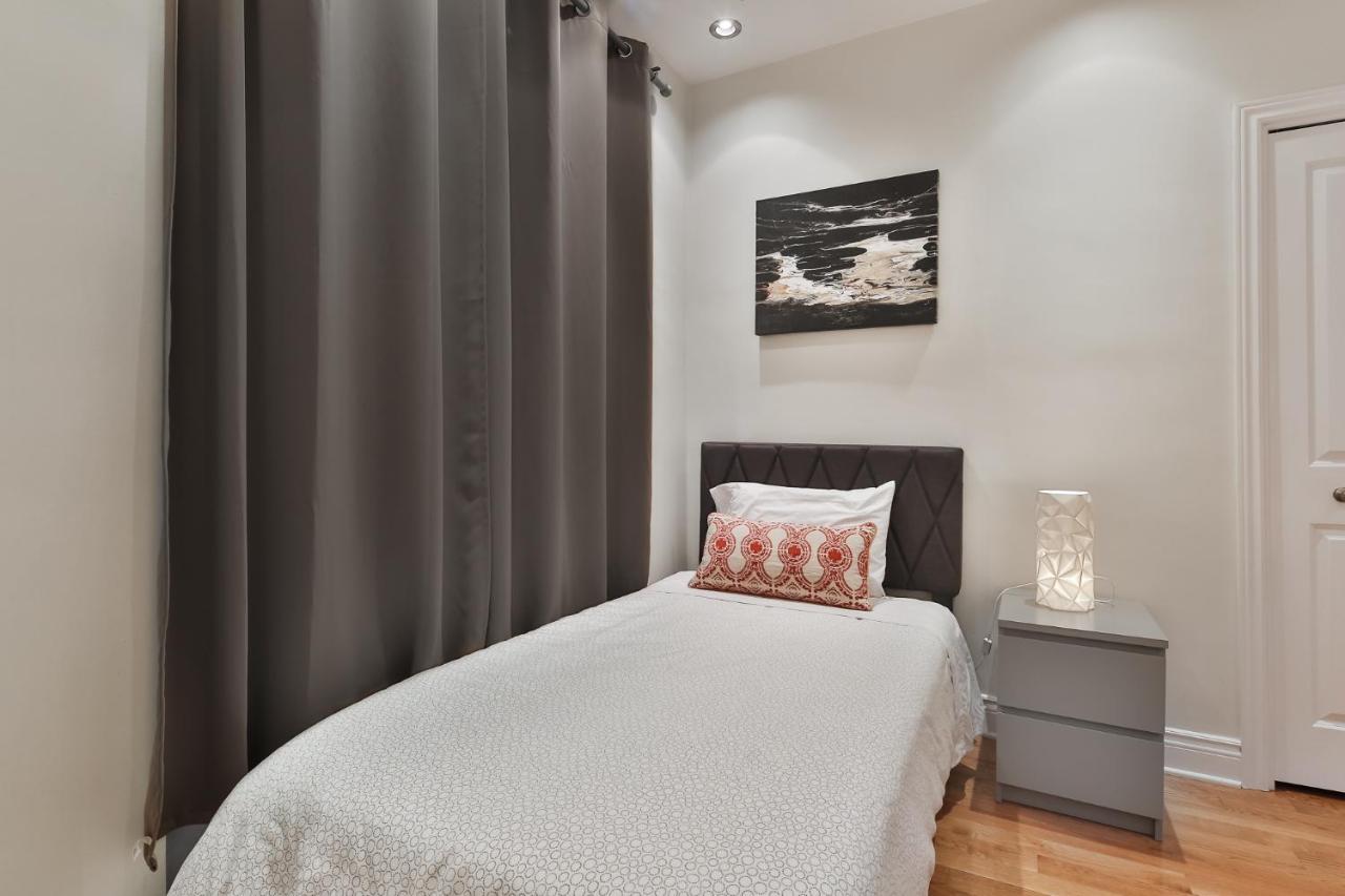 Apartment Stunning Full - On The Famous St Denis Street - Near Metro *