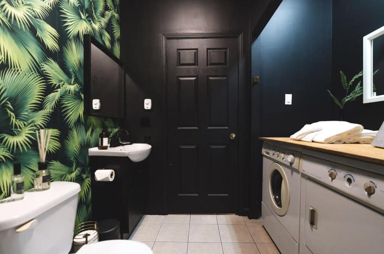 Stunning Old Port Lofts Apartment *