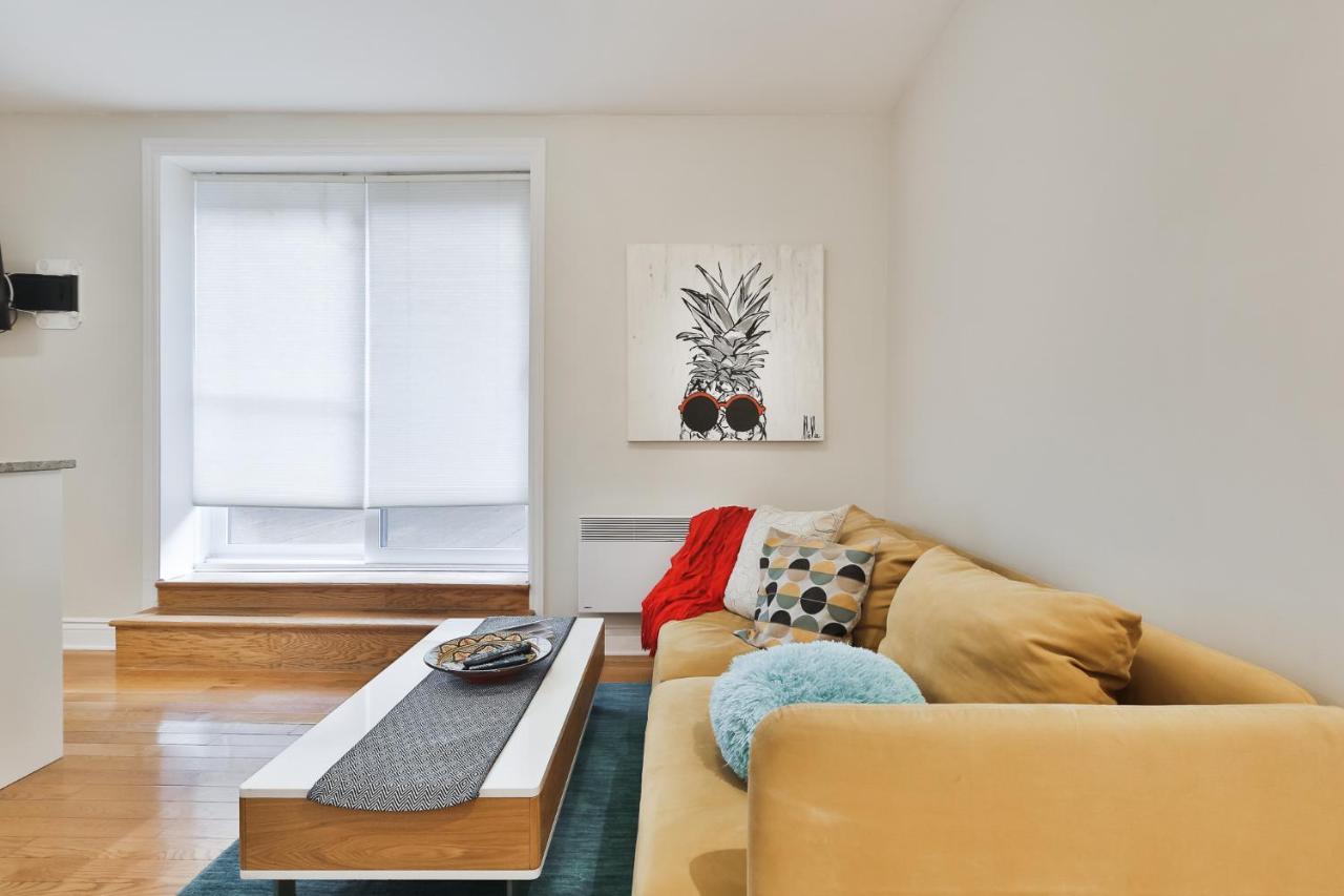 Apartment Stunning Full - On The Famous St Denis Street - Near Metro