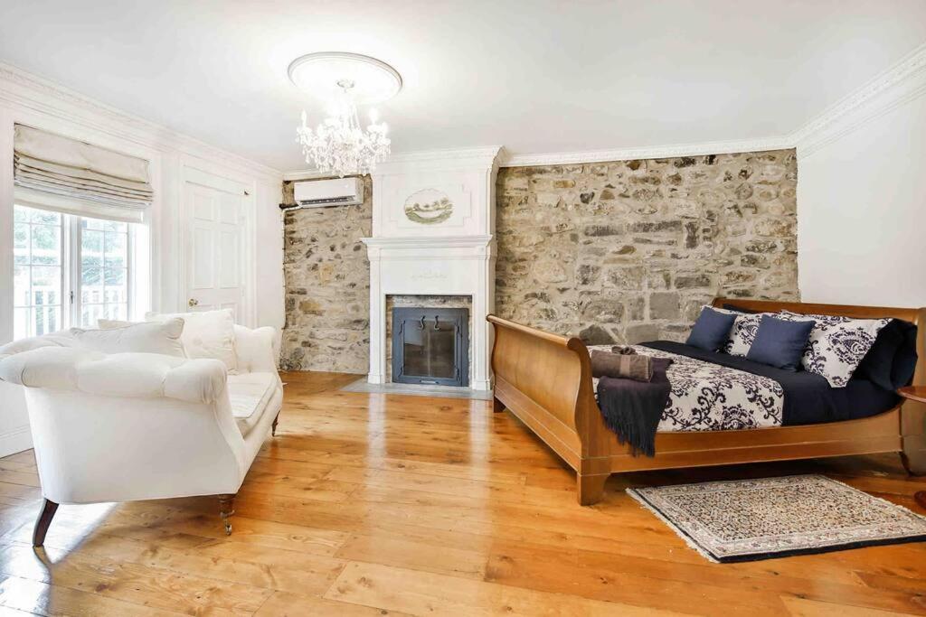 La Maison Dumas - Old Port Gem - Free Parking Apartment