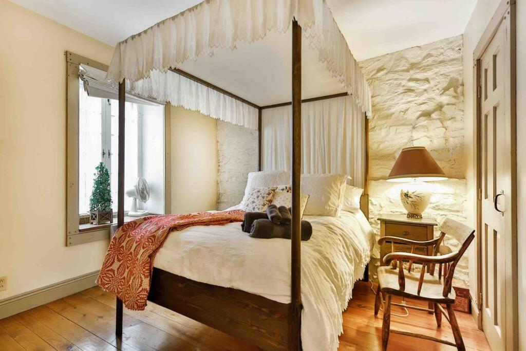 La Maison Dumas - Old Port Gem - Free Parking Apartment *