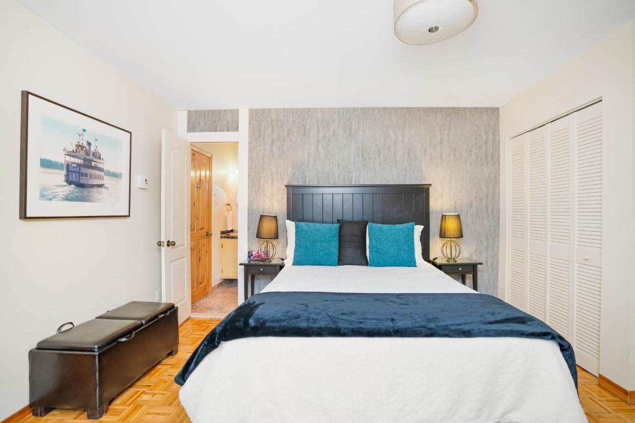 Accueil Chez Francois Bed & Breakfast 4*