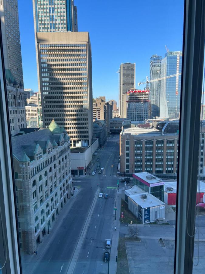 Beautiful One Bedroom Downtown With Pool And Free Parking Apartment Montreal
