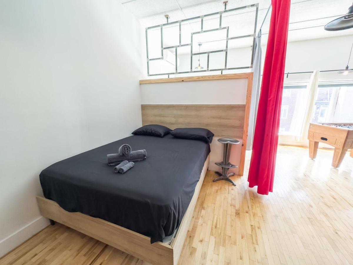 Vibrant 5-bed 5mins To Jarry Metro Montreal