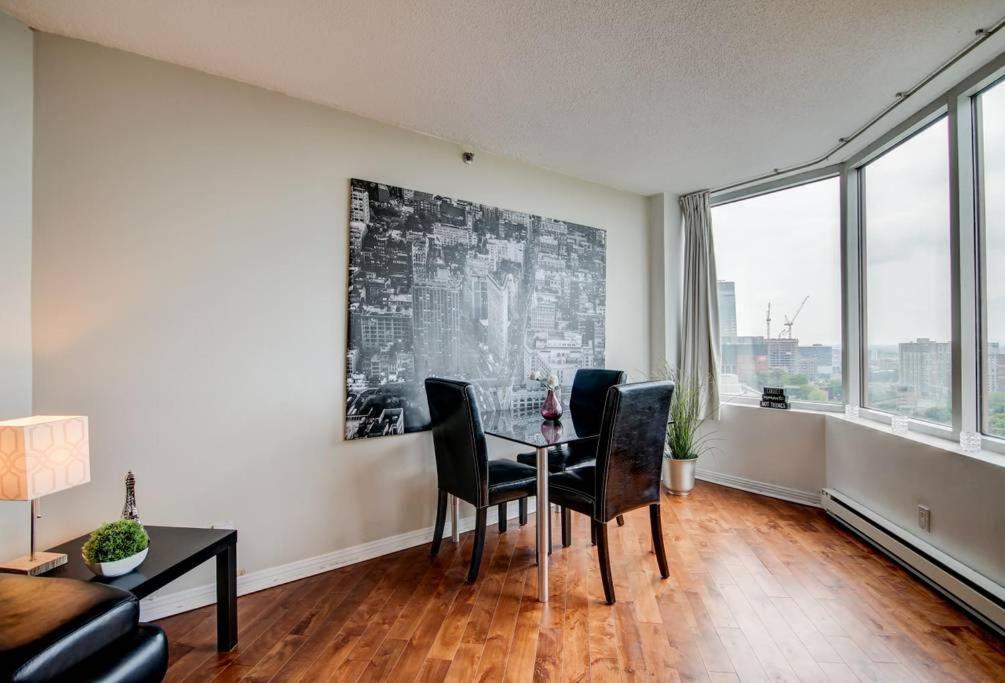 Beautiful With View Of The City!