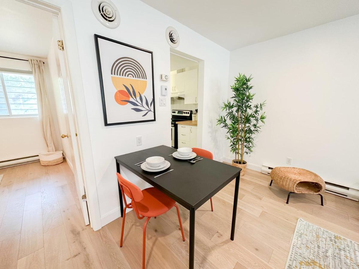 Cozy 1bed In Downtown 3min To Metro Free Parking Apartment Montreal