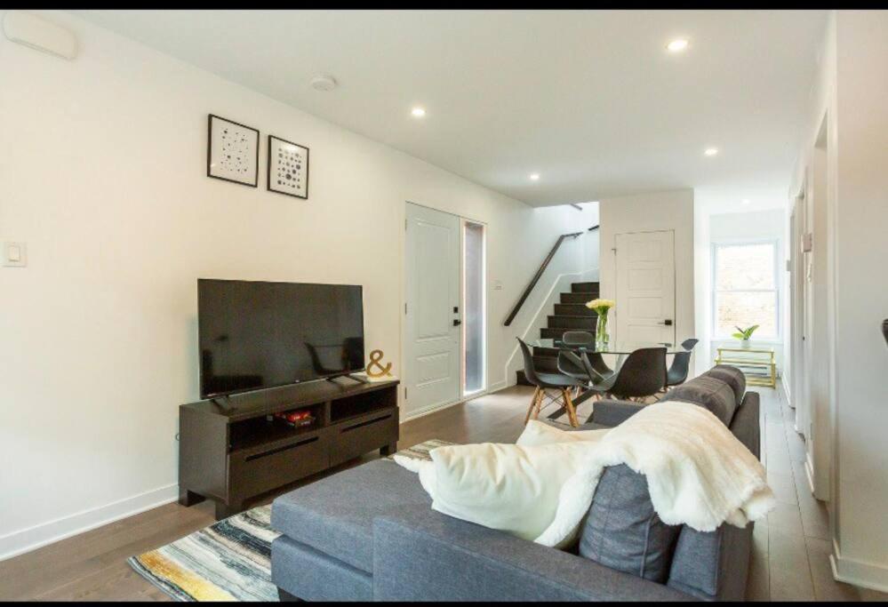Superbe 2bdr Avec Terrasse Apartment Montreal