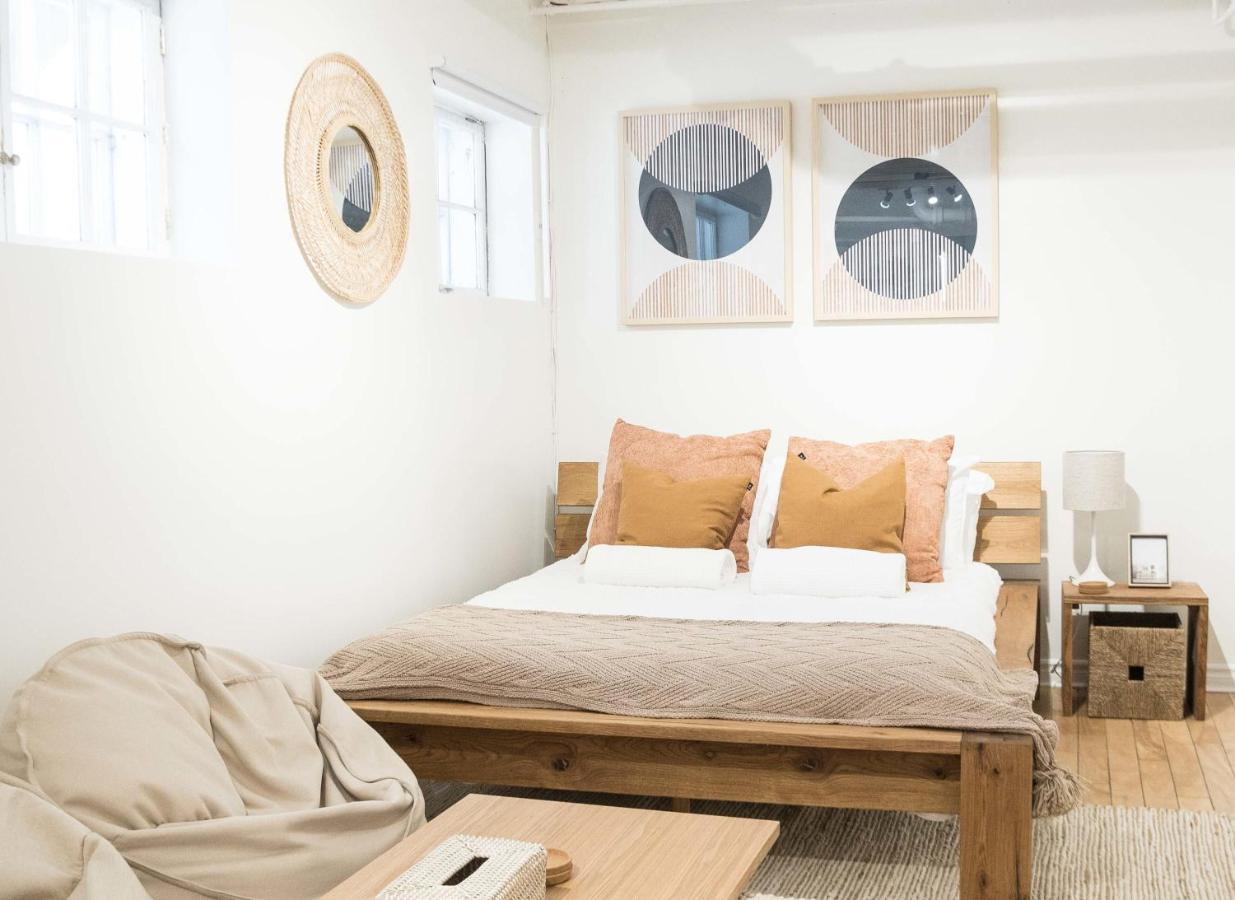 Beautiful Studio In Westmount Amazing Location *