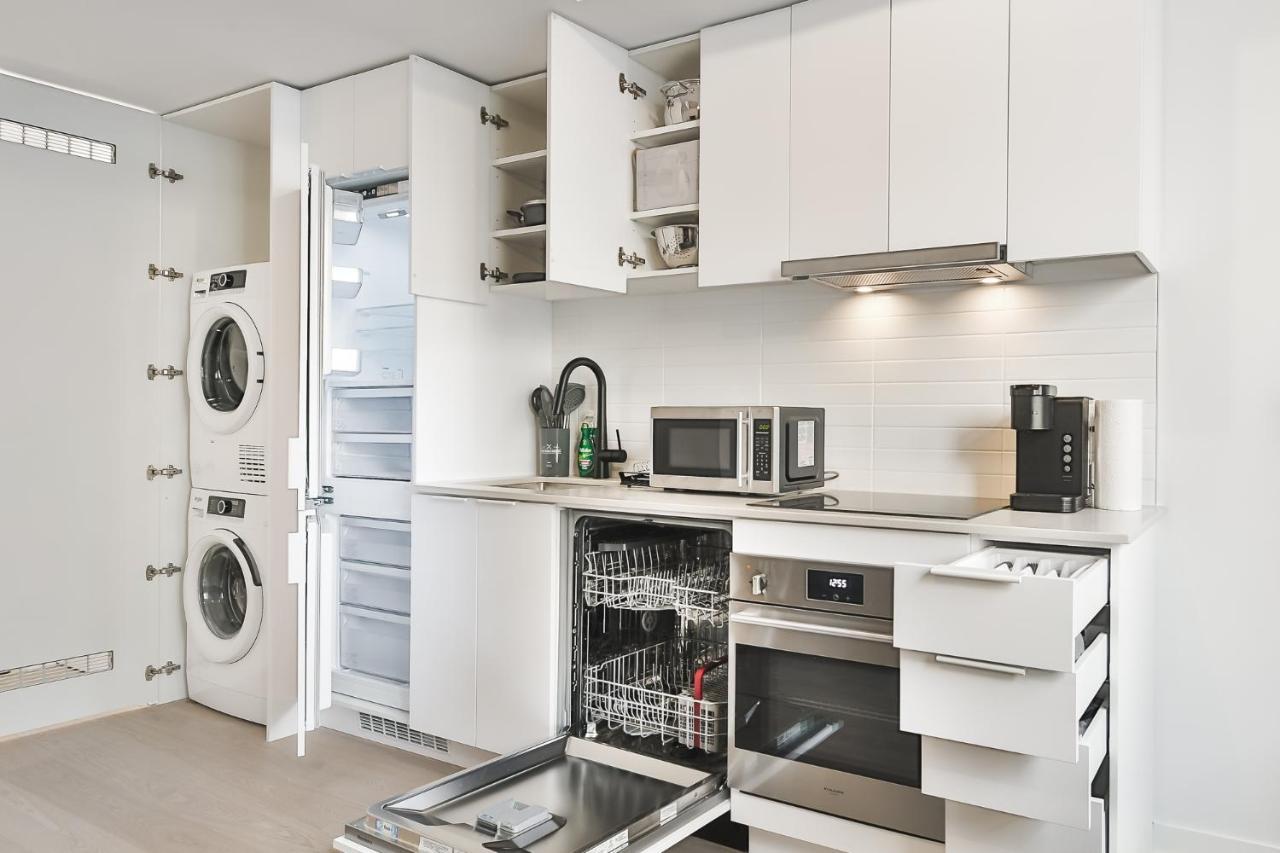 Perfect Location In - Must Apartment