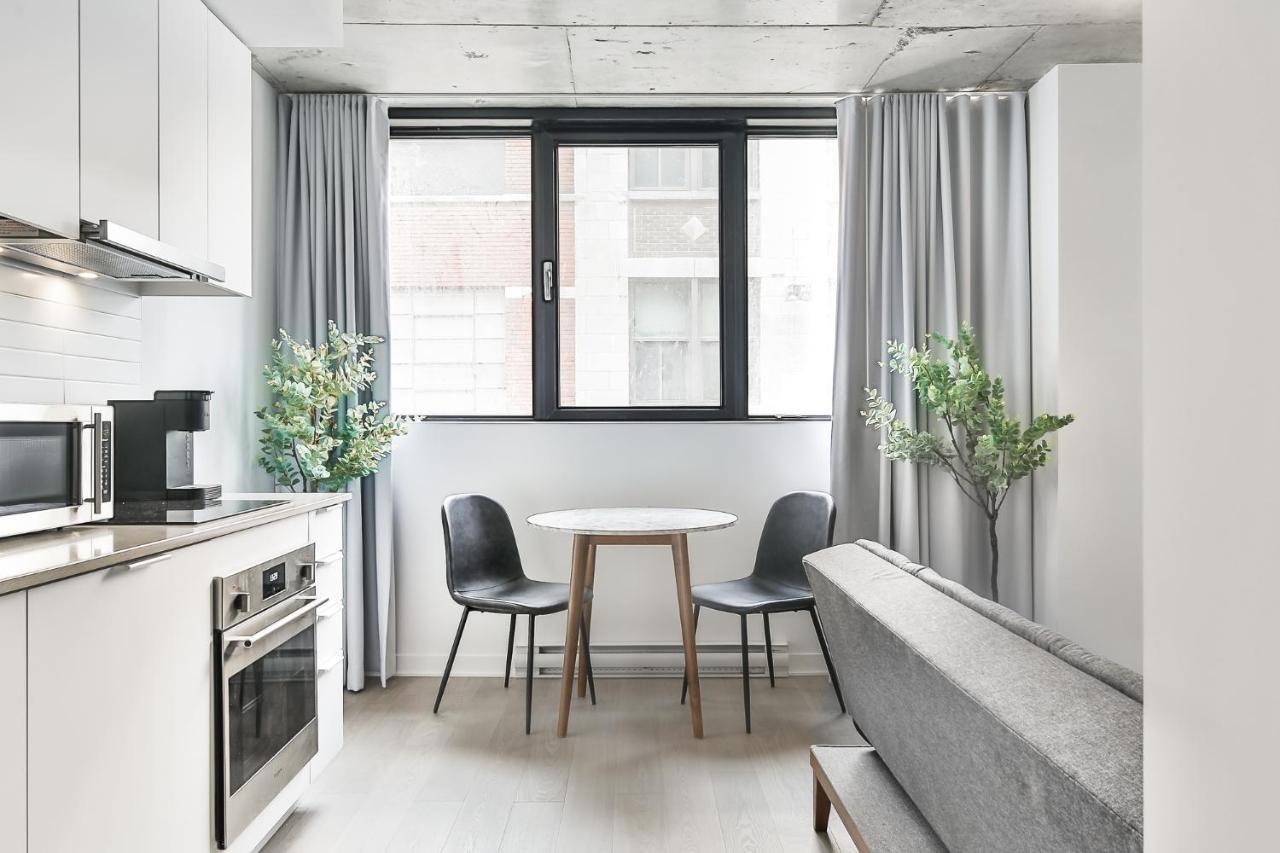 Apartment Perfect Location In - Must