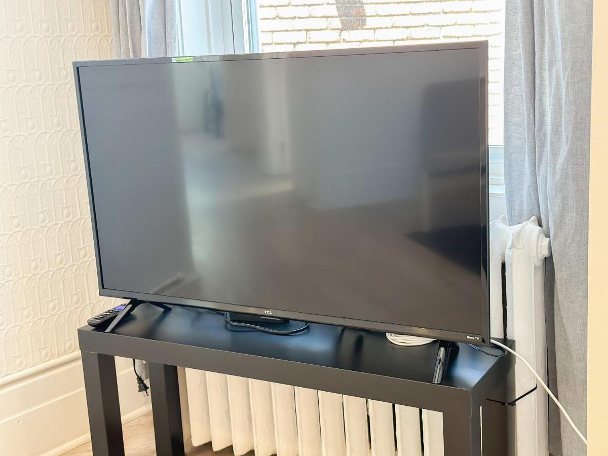Big Beautiful 3-bedr Only 2min To Metro Villamaria Apartment