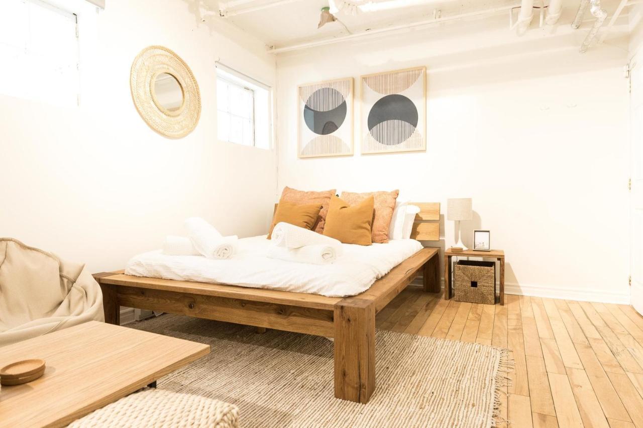 Beautiful Studio In Westmount Amazing Location Montreal