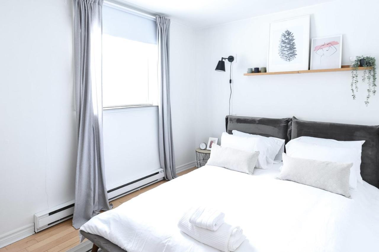 Large 3 Bed 2 Bath For 8 In Center Of Golden Square Mile - Stanley House Montreal