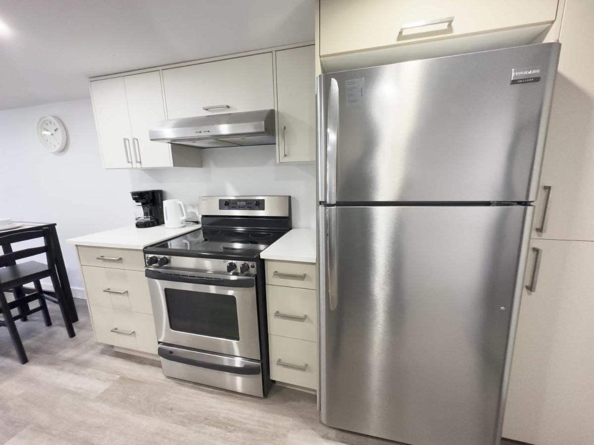 Chic 2 Bedr In Rosemont 12min Walk To Metro