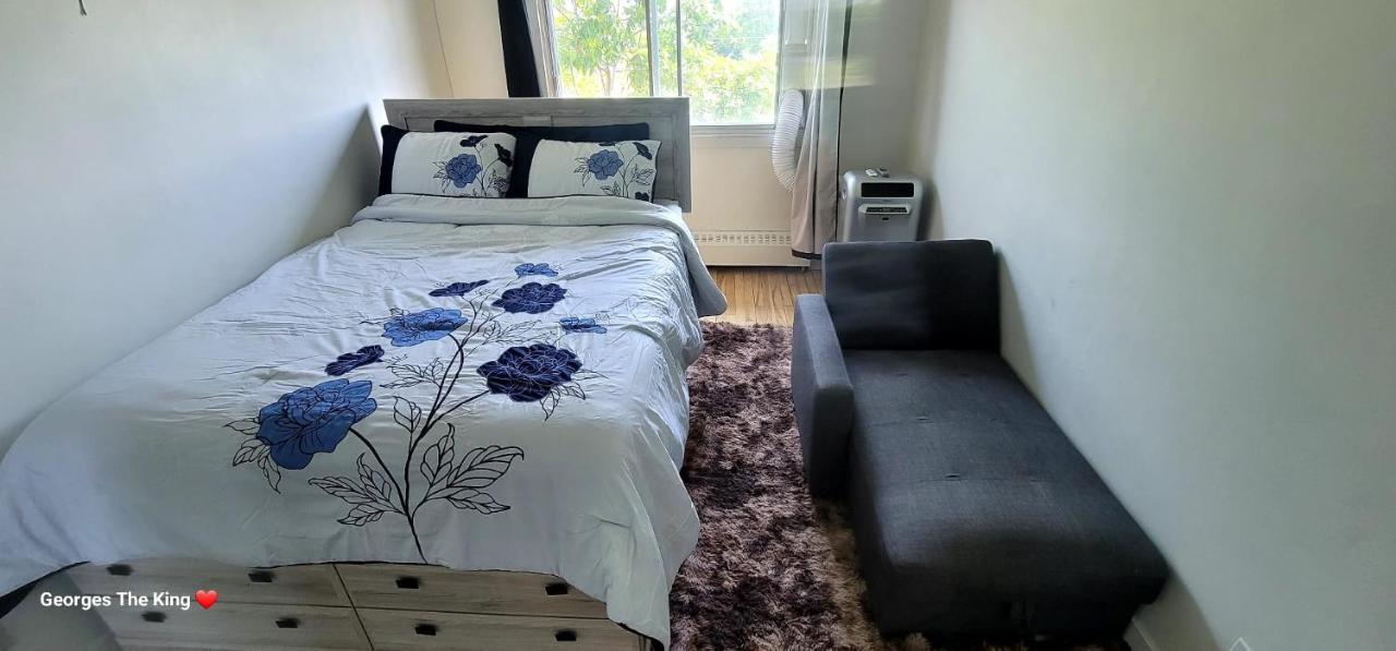 Luxurious 2 Bedrooms With In * Montreal