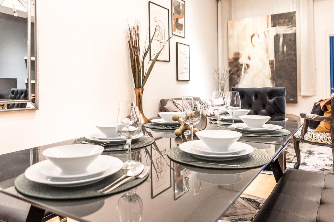 Apartment Spacious 2 Bedroom In The Heart Of Montreal