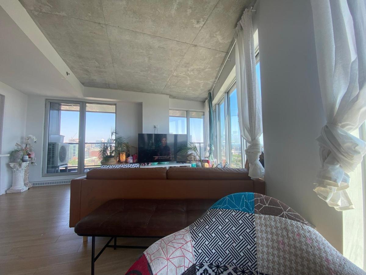 Rooftop Apartment *