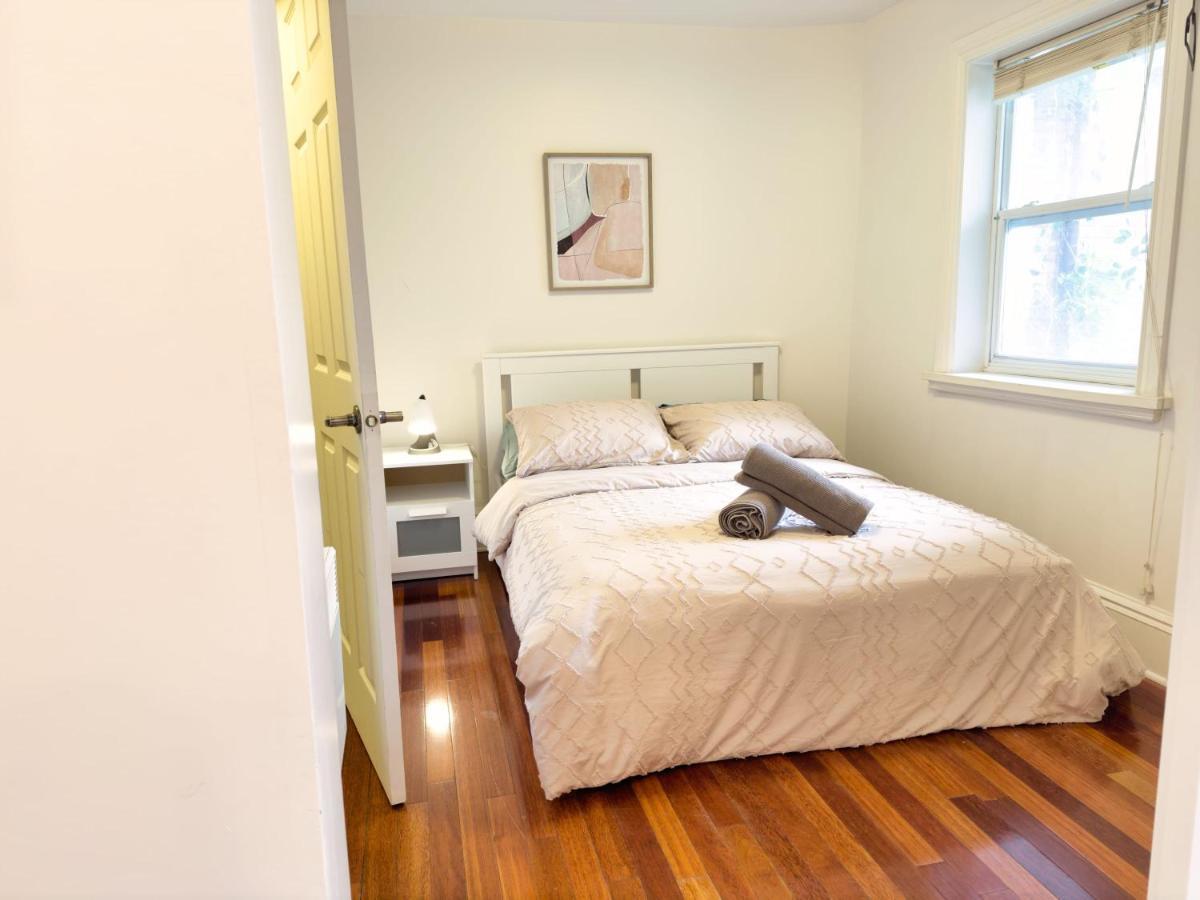 Superb 2 Bed In Plateau 10min To Mont-royal Metro Apartment *