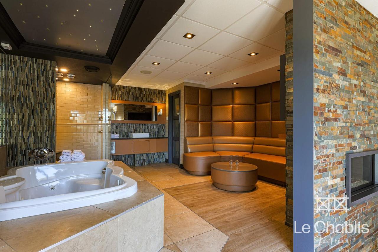 Le Chablis Cadillac 3*