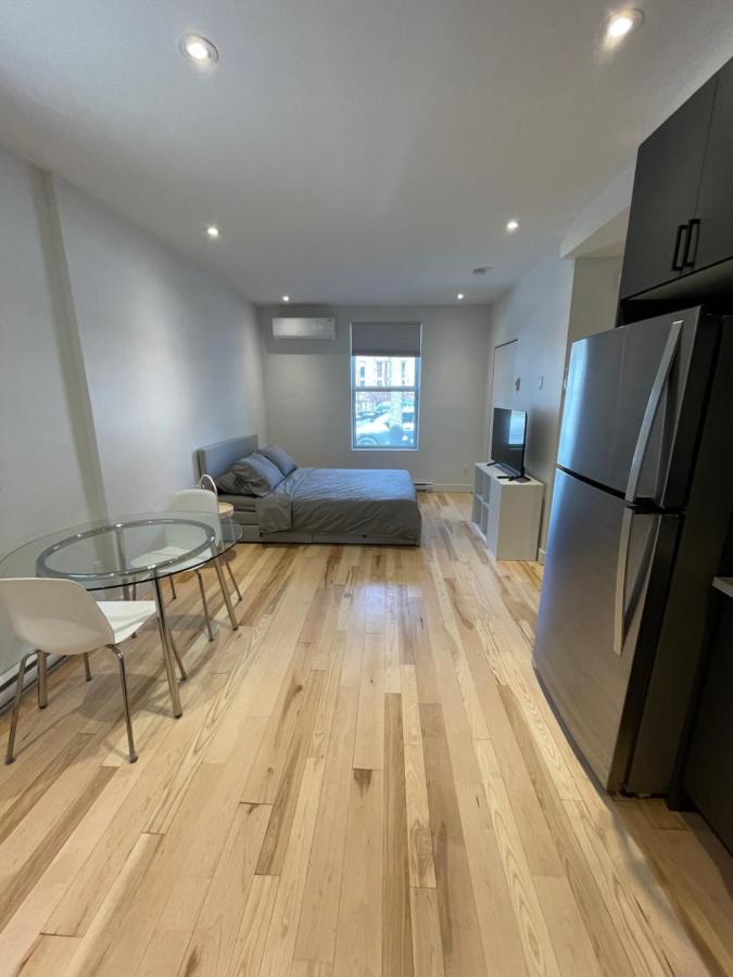 Hoch Studio Apartment