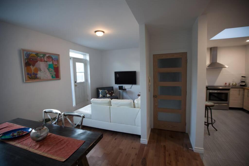 Apartment Bel Grand App.-plateau Mont-royal-no-citq 298319