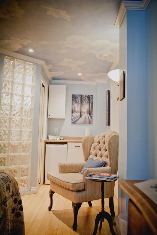 Maison Des Jardins B & B