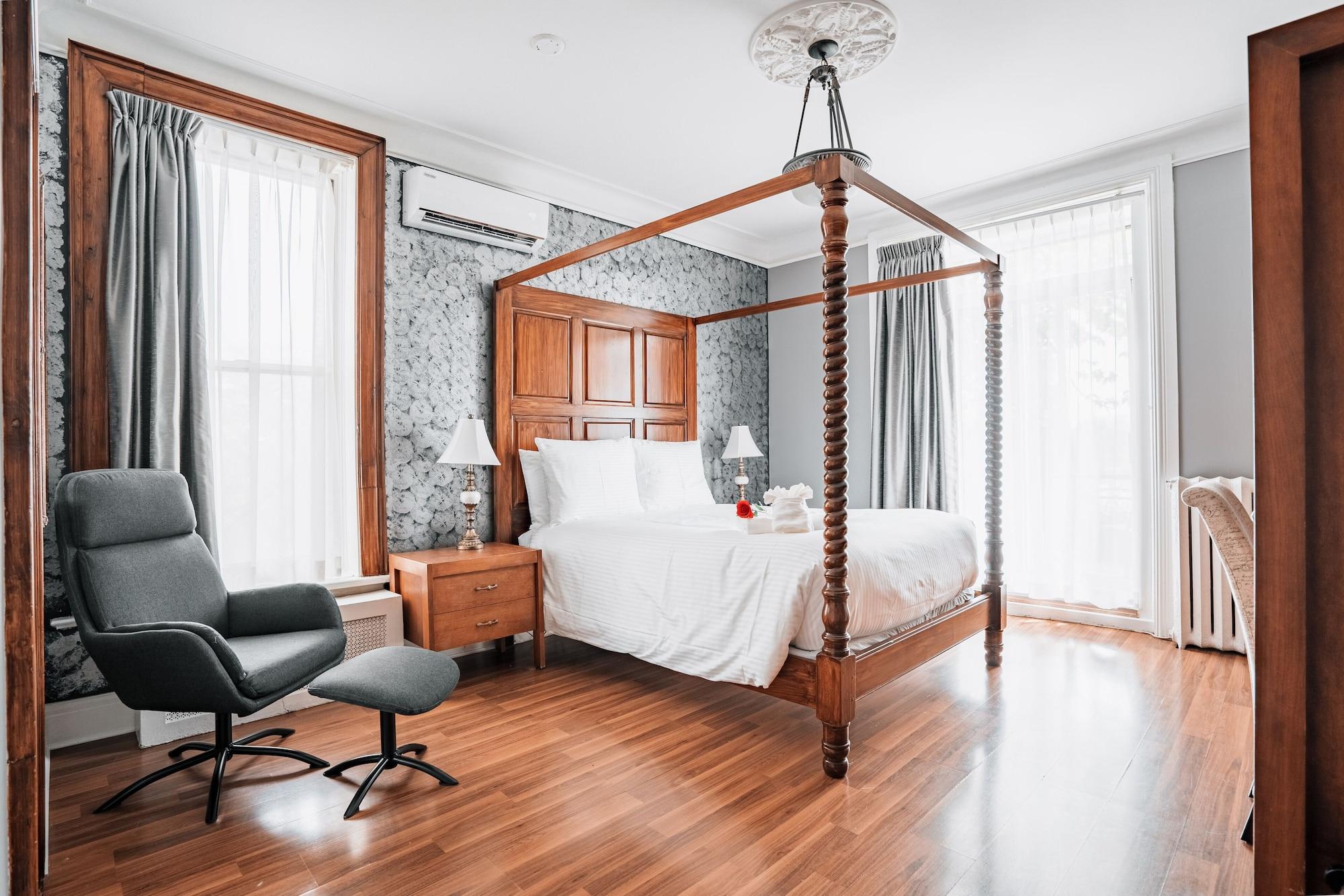 Hotel De Paris 3*