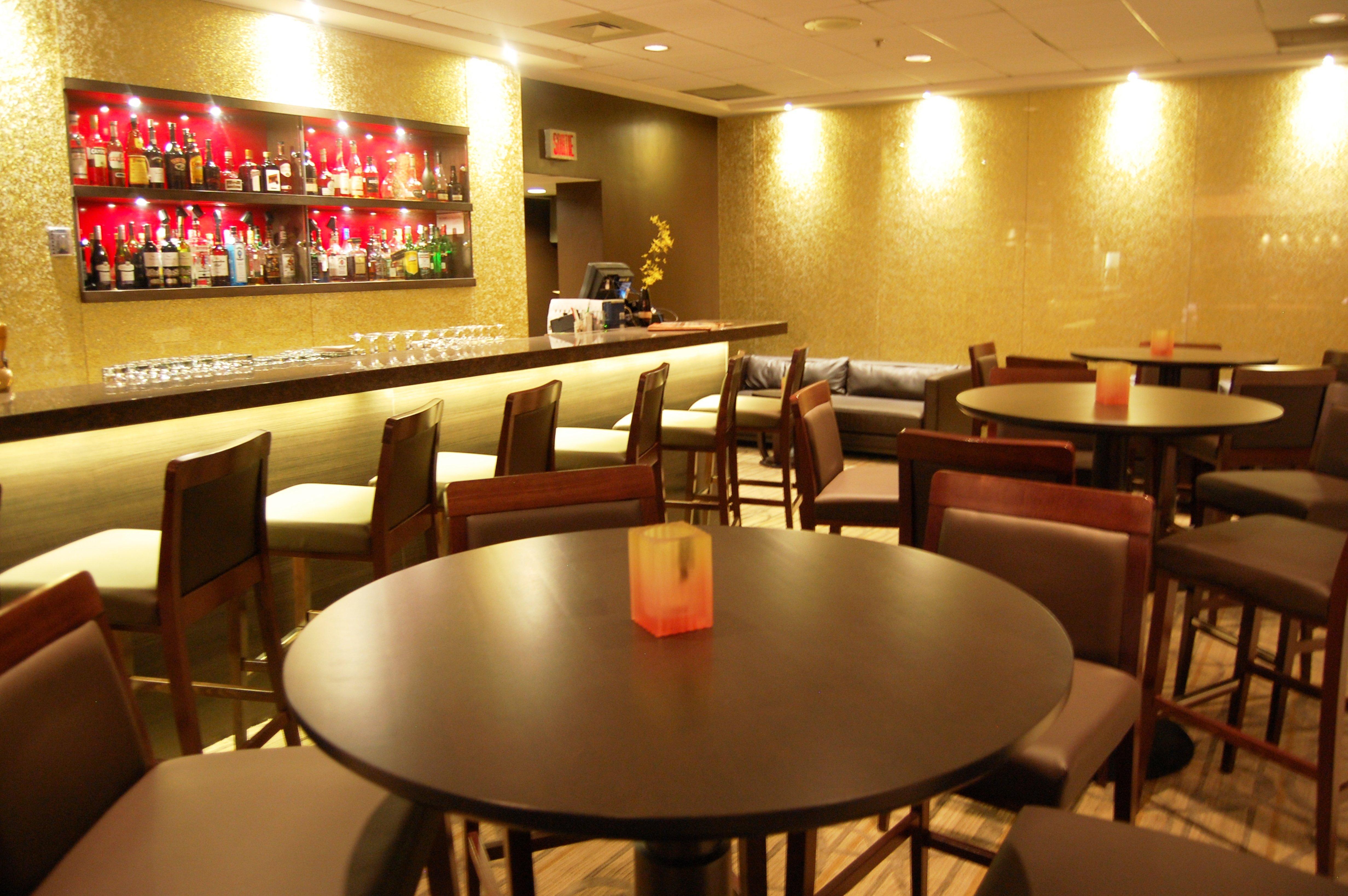 Centre Downtown By Ihg Hotel Montreal
