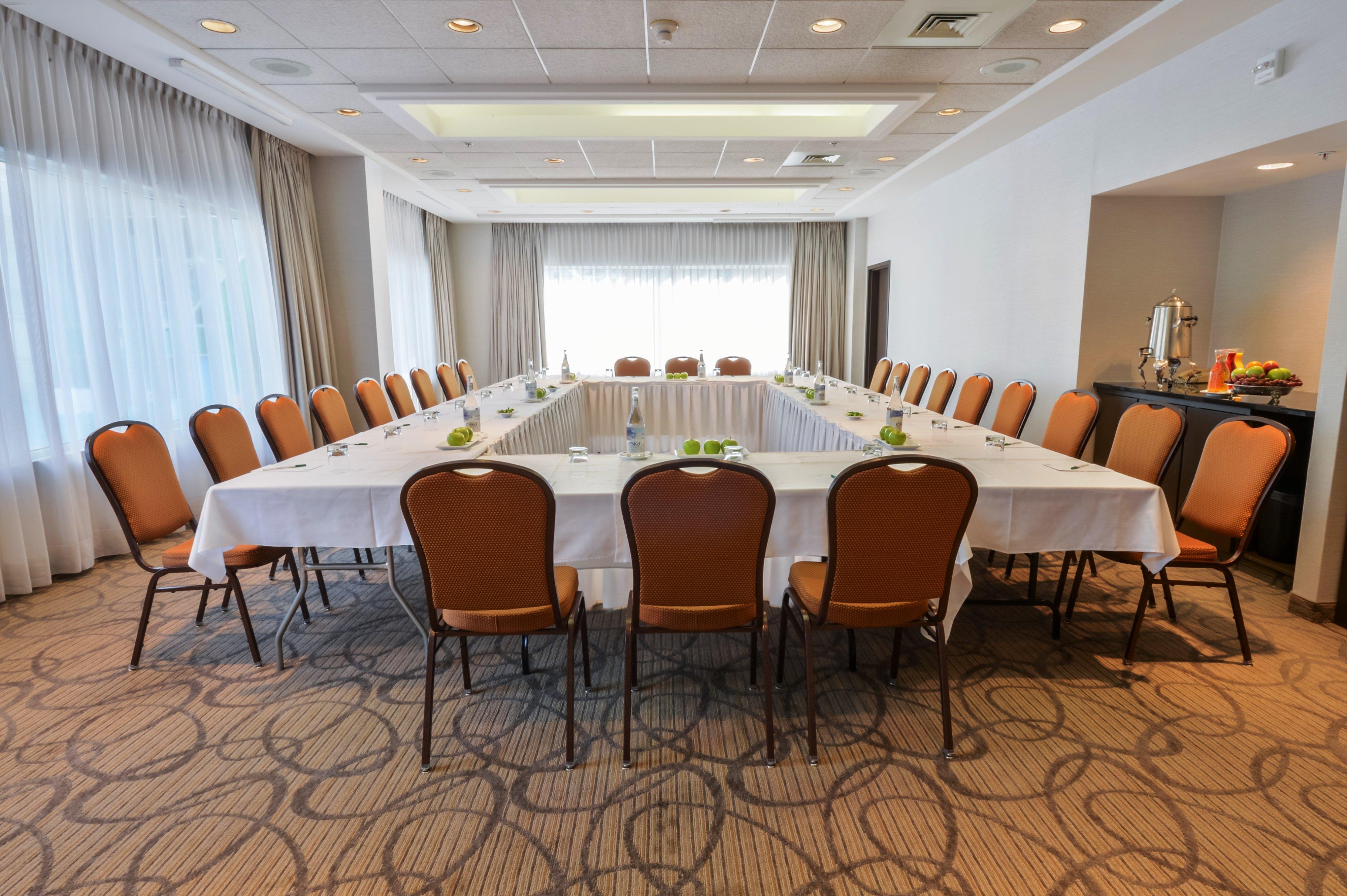 Hotel Centre Downtown By Ihg 4*