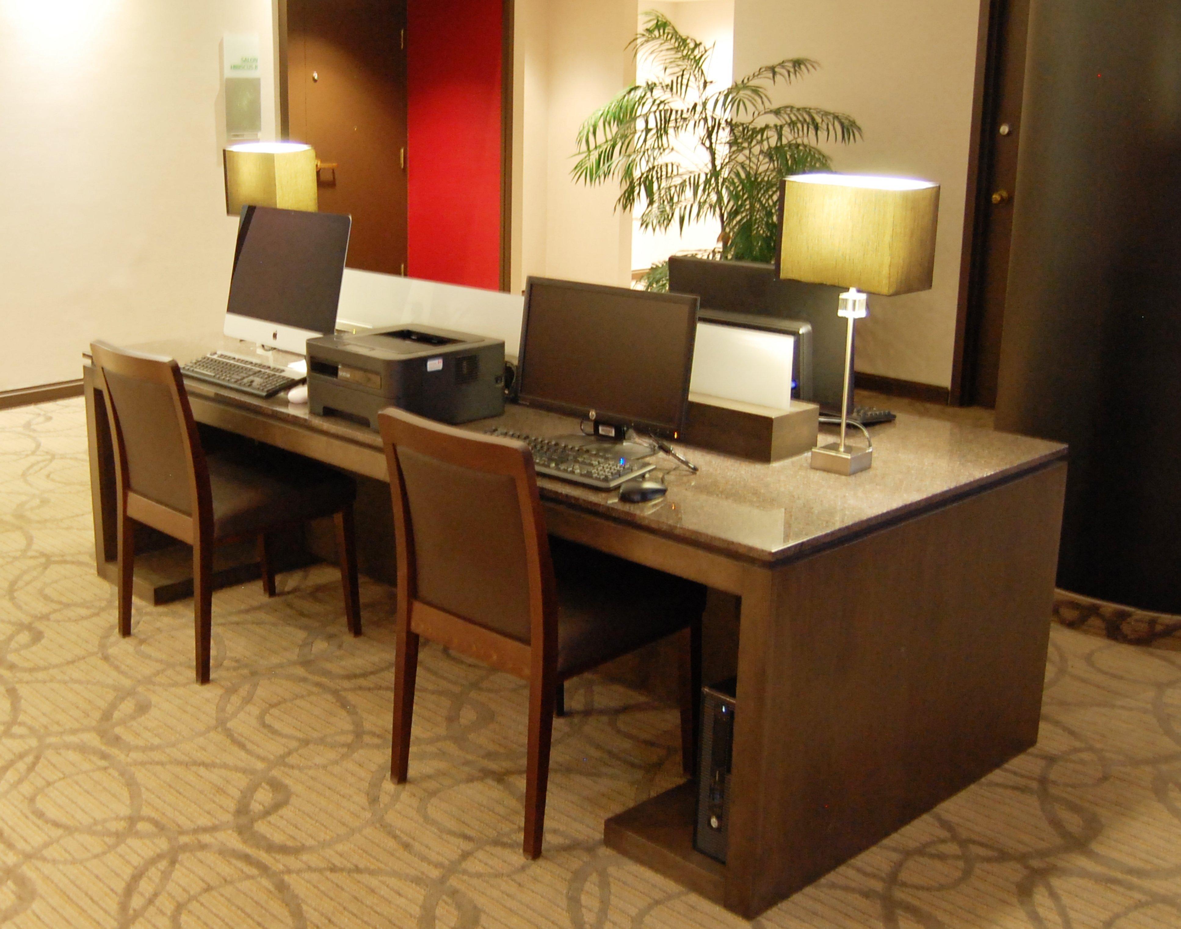 Centre Downtown By Ihg Hotel