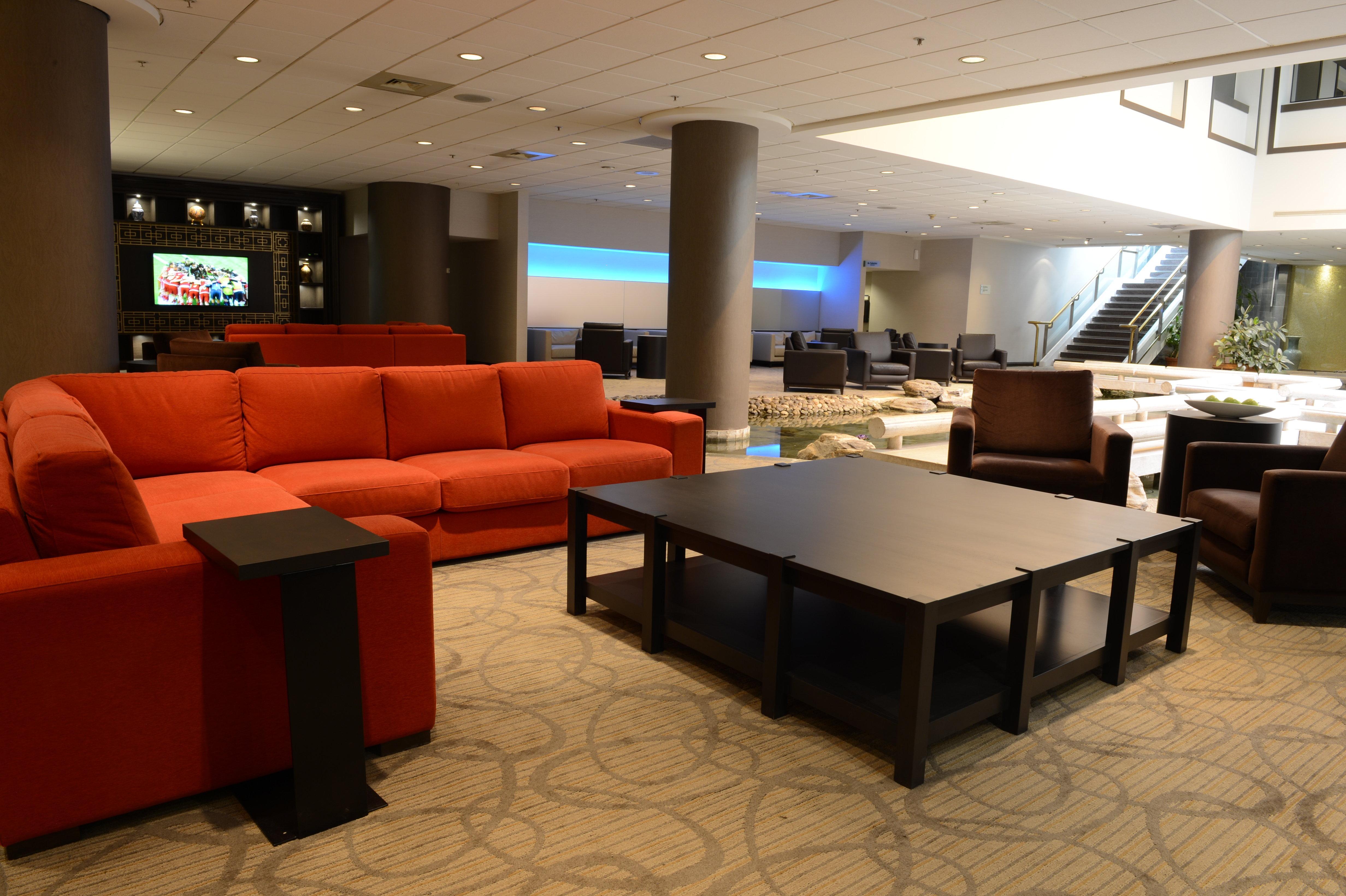 Hotel Centre Downtown By Ihg Montreal