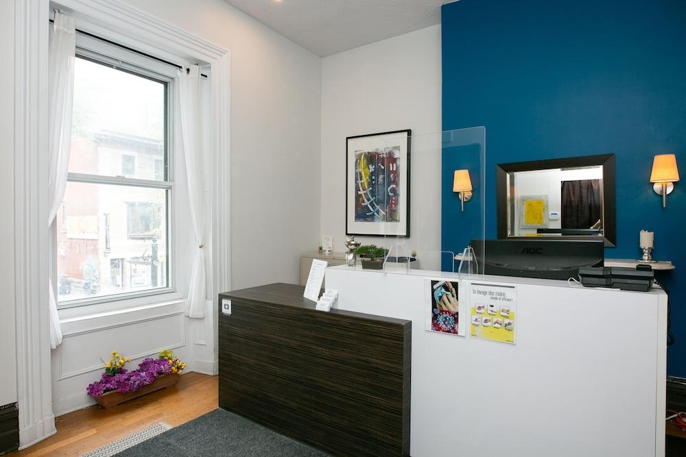 & Espace Confort 3* Montreal