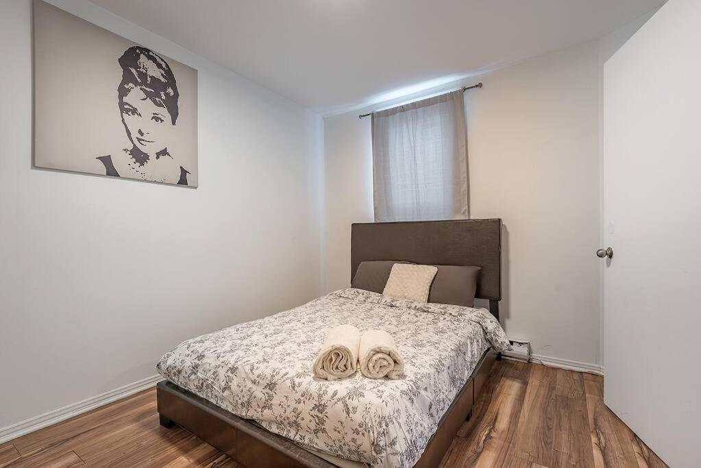 Modest 4bedr Apt - 5mins Walk From Parc Lafontaine Apartment *