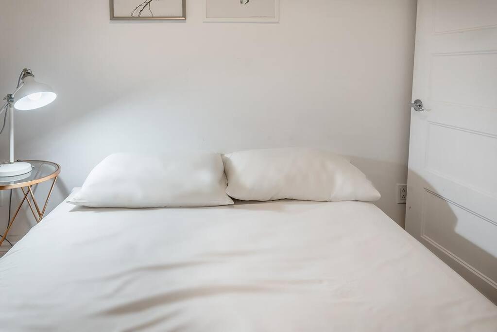 Beautiful 2bedroom Near Downtown Montreal